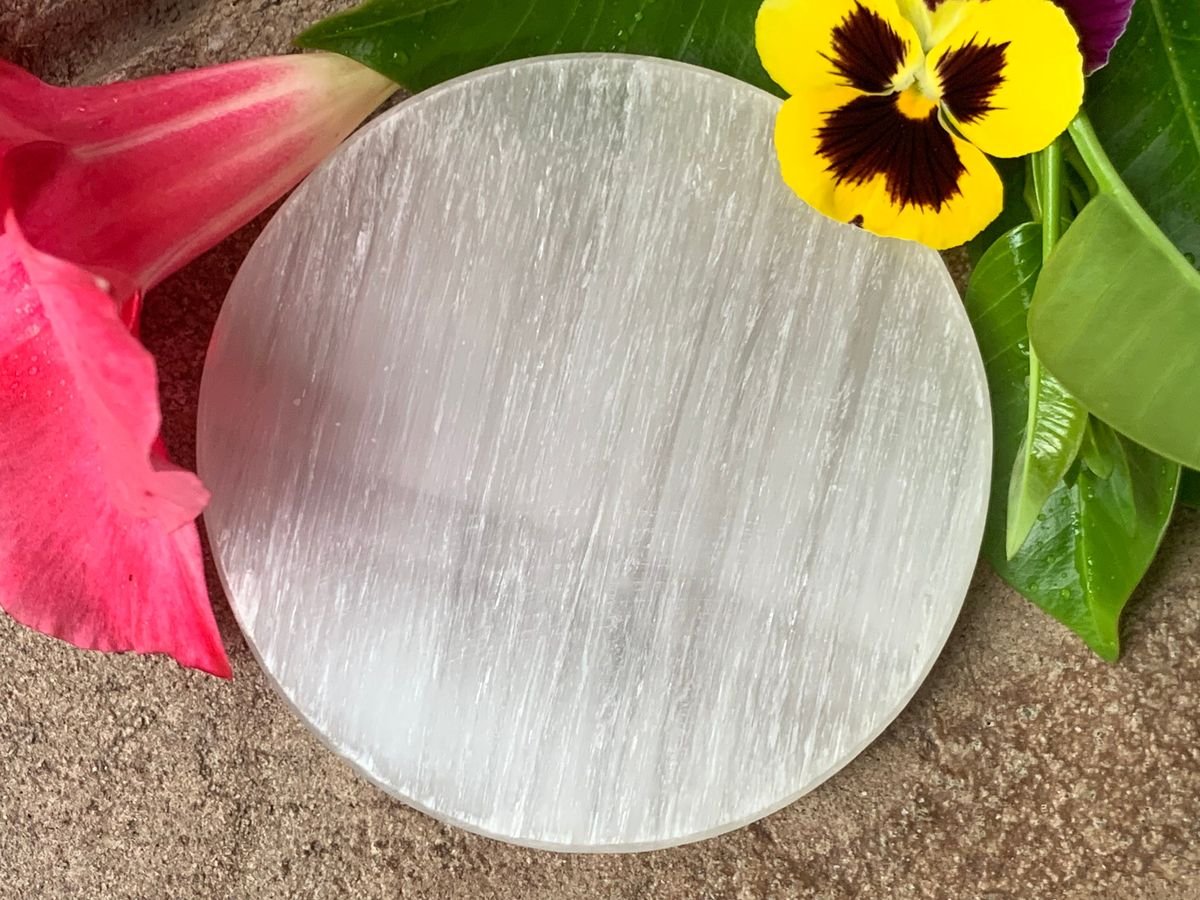 Selenite Plate